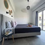 Australia Skiathos